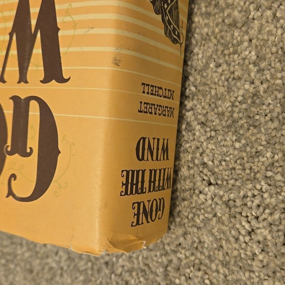 Gone With the Wind Hardcover Book - Picture 3 of 9